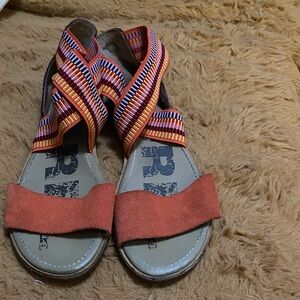 Sorel orange suede Flats